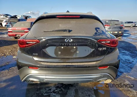 2017 Infiniti Qx30 Base z USA, uszkodzony, nr VIN SJKCH5CR3HA017259